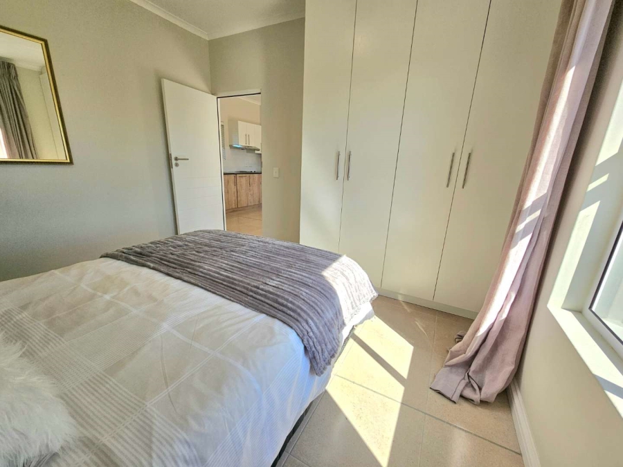 1 Bedroom Property for Sale in Oakglen Western Cape